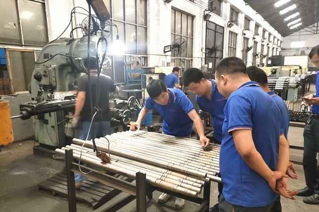 恒峰g22官方版网站登录入口-恒峰(中国)每周对各个工序进行质量监督检验的现场。